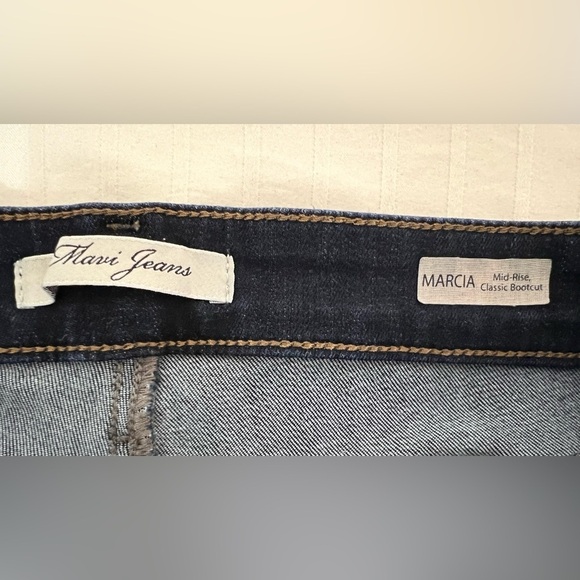 Mavi Marcia Mid-Rise Classic Bootcut Jeans Dark Wash Size 31 Tall Long - Picture 8 of 14